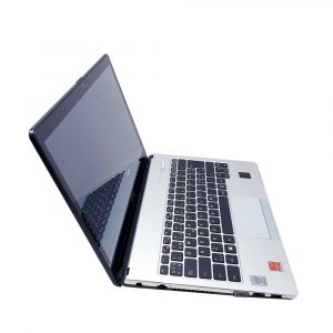 Fujitsu LifeBook S935/i5-5300U/8 GB DDR3L/256 GB SSD/13.3″ FHD-IPS kosketusnäyttö/W10Pro/B